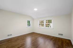 1411 Sherman Ave, Mamaroneck, NY 10543 - Photo 14