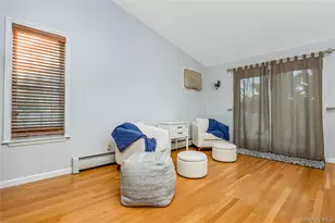 45 Beecher Ave, East Islip, NY 11730 - Photo 8