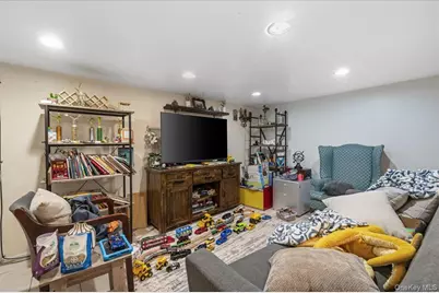 20 School House Lane, Syosset, NY 11791 - Photo 26