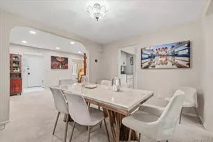 20 School House Ln, Syosset, NY 11791 - Photo 10