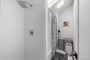 20 School House Ln, Syosset, NY 11791 - Photo 24