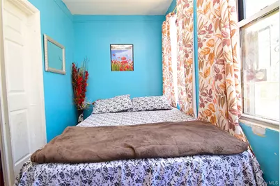 4222 Edson Avenue, Bronx, NY 10466 - Photo 10