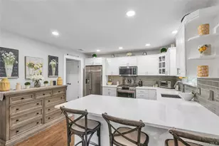 6 Magnolia Ln, Smithtown, NY 11787 - Photo 12