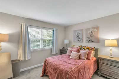 6 Magnolia Lane, Smithtown, NY 11787 - Photo 28
