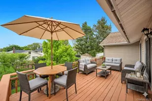 43 Hitching Post Ln, Glen Cove, NY 11542 - Photo 20