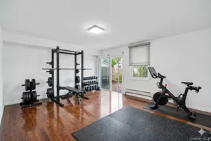 43 Hitching Post Ln, Glen Cove, NY 11542 - Photo 12