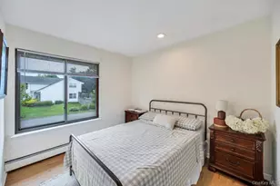 43 Hitching Post Ln, Glen Cove, NY 11542 - Photo 14