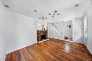 295 Washington St, Hempstead, NY 11550 - Photo 2