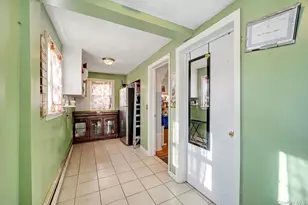 295 Washington St, Hempstead, NY 11550 - Photo 6