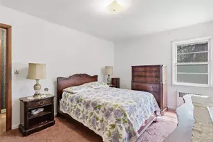 24 Spring Garden St, Valley Stream, NY 11580 - Photo 12