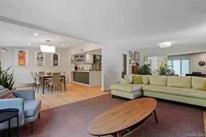 97 Hanson Lane, New Rochelle, NY 10804 - Photo 12