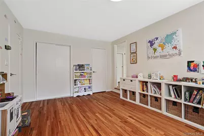 97 Hanson Lane, New Rochelle, NY 10804 - Photo 20