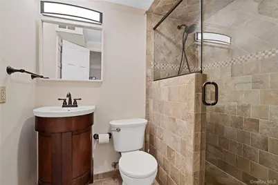 97 Hanson Lane, New Rochelle, NY 10804 - Photo 34