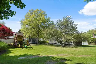 97 Hanson Ln, New Rochelle, NY 10804 - Photo 38