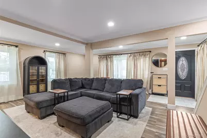 364 S Broadway, Lindenhurst, NY 11757 - Photo 6