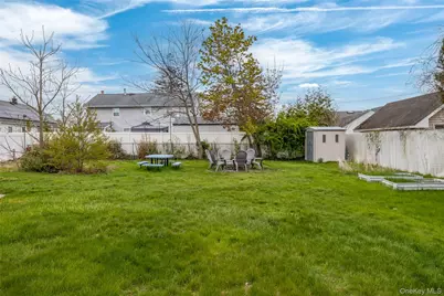 364 S Broadway, Lindenhurst, NY 11757 - Photo 20