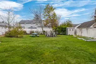 364 S Broadway, Lindenhurst, NY 11757 - Photo 20