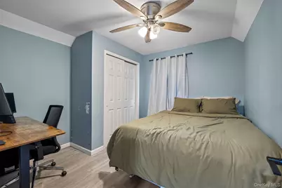 364 S Broadway, Lindenhurst, NY 11757 - Photo 18