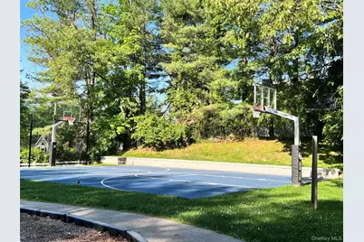 102 Boulder Ridge Road, Scarsdale, NY 10583 - Photo 28