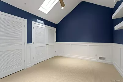102 Boulder Ridge Road, Scarsdale, NY 10583 - Photo 16