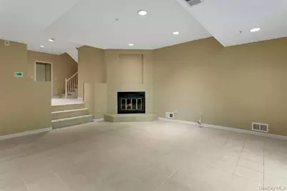 102 Boulder Ridge Road, Scarsdale, NY 10583 - Photo 22