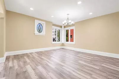 84-21 Beverly Road, Kew Gardens, NY 11415 - Photo 24
