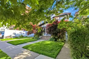 84-21 Beverly Rd, Kew Gardens, NY 11415 - Photo 2