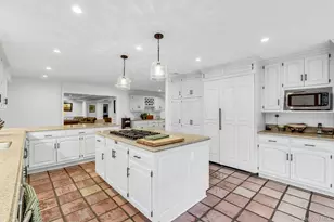 227 Gillette Ave, Bayport, NY 11705 - Photo 10