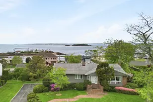 55 Hampton Oval, New Rochelle, NY 10805 - Photo 2