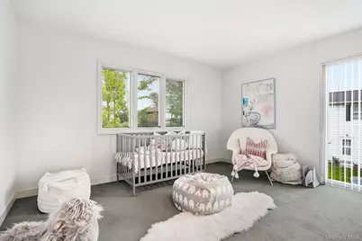 55 Hampton Oval, New Rochelle, NY 10805 - Photo 14