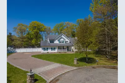 3 Sander Court, Middle Island, NY 11953 - Photo 46