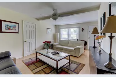 54 McKinley Avenue, Albertson, NY 11507 - Photo 4