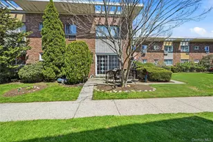 263 N Newbridge Rd, Levittown, NY 11756 - Photo 18