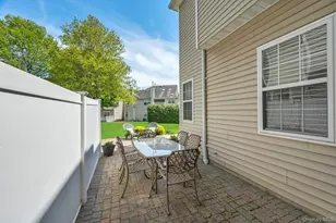 47 Snowdance Ln, Nesconset, NY 11767 - Photo 10