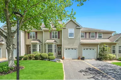 47 Snowdance Lane, Nesconset, NY 11767 - Photo 2