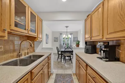 636 N Terrace Avenue #3F, Mount Vernon, NY 10552 - Photo 16
