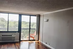 152-18 Union Tpke, Flushing, NY 11367 - Photo 12