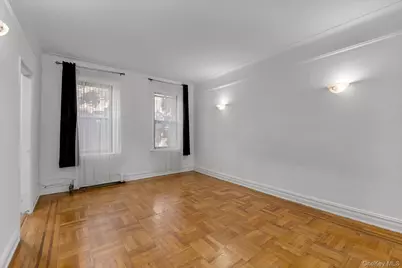 37-21 80th Street #3M, Jackson Heights, NY 11372 - Photo 2