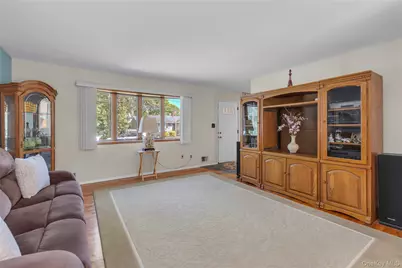 472 Bohemia Parkway, Sayville, NY 11782 - Photo 2