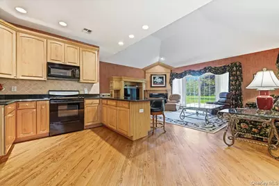 65 Redan Drive, Smithtown, NY 11787 - Photo 24