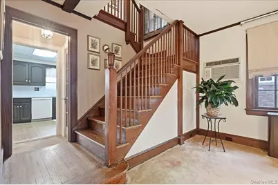 311 Carnation Avenue, Floral Park, NY 11001 - Photo 14