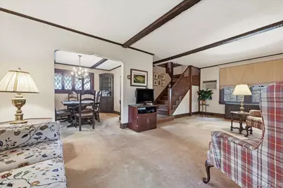 311 Carnation Avenue, Floral Park, NY 11001 - Photo 6