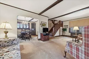 311 Carnation Ave, Floral Park, NY 11001 - Photo 6