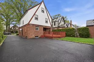 311 Carnation Ave, Floral Park, NY 11001 - Photo 28