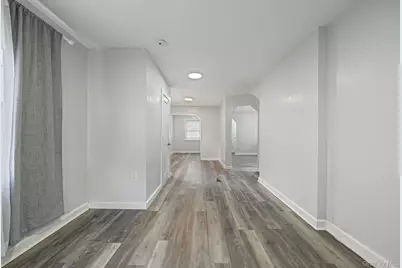 301 Merrifield Avenue, Oceanside, NY 11572 - Photo 18