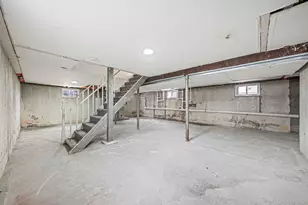 301 Merrifield Ave, Oceanside, NY 11572 - Photo 22