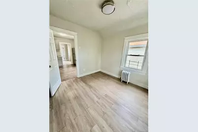 324 Underhill Ave, Bronx, NY 10473 - Photo 8