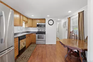 36 Sunflower, Bohemia, NY 11716 - Photo 6