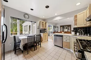 181 Branch Ave, Freeport, NY 11520 - Photo 12