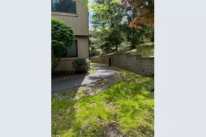 3907 Wild Berry Court, Poughkeepsie, NY 12603 - Photo 2